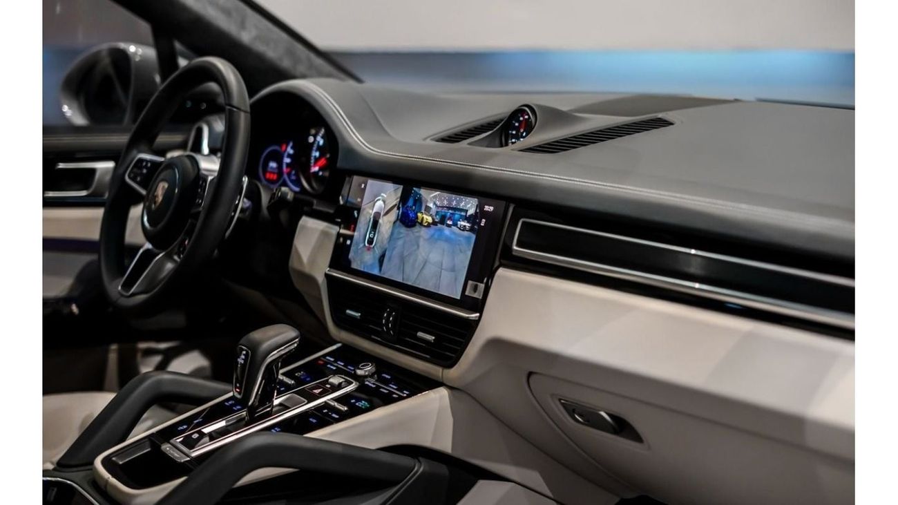 بورش كايان 2022 Porsche Cayenne GTS Coupe, 2025 Porsche Warranty, Full Service History, Low KMs, GCC