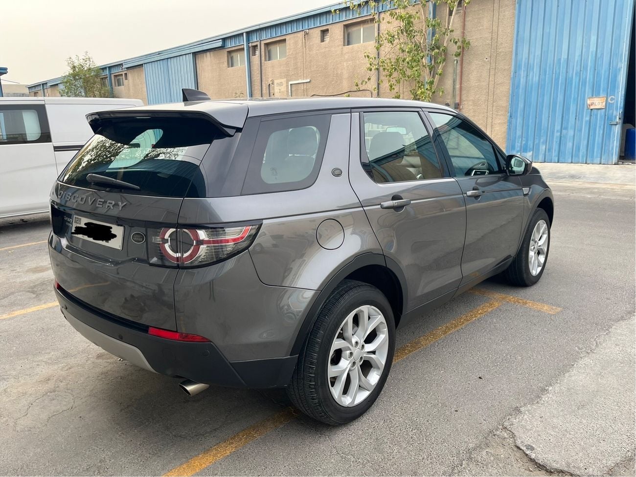 لاند روفر دسكفري سبورت