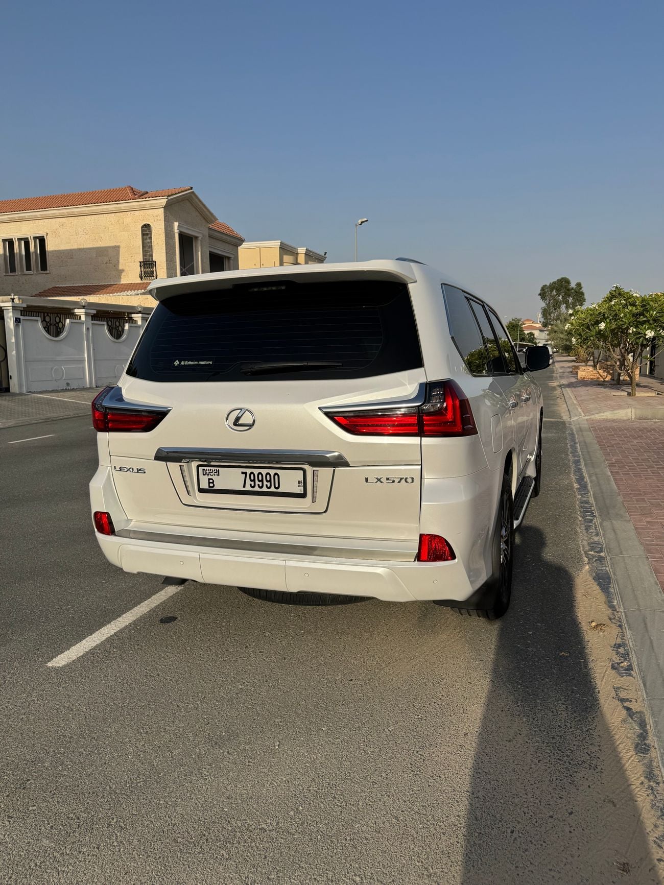 Lexus LX570
