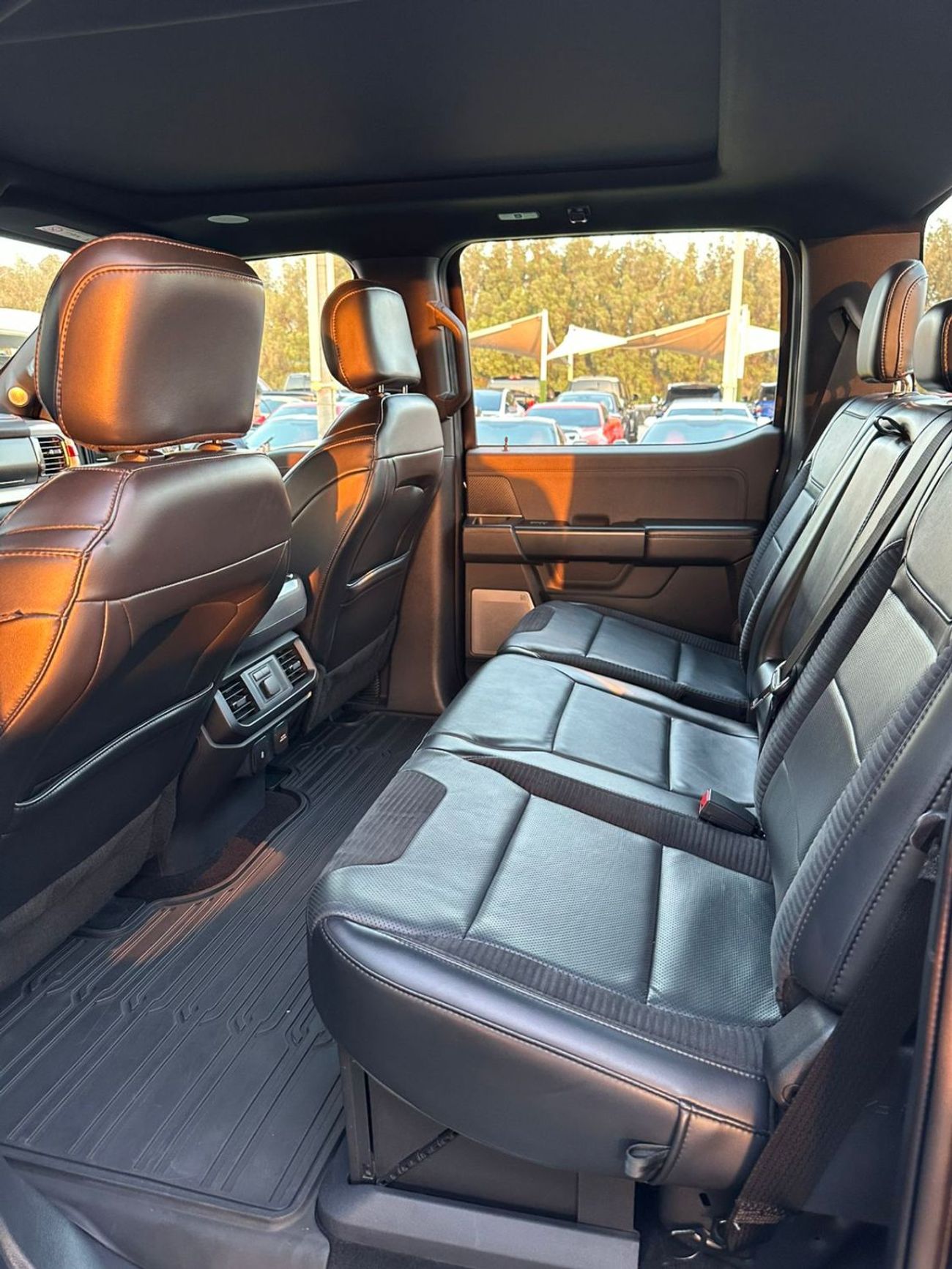 فورد إف-150 رابتور FULL OPTION ORIGINAL PAINT PERFECT CONDITION FORD RAPTOR 2021 GCC