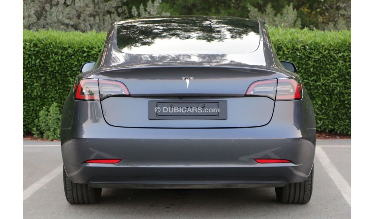Tesla Model 3 TESLA MODEL 3 GCC 2023 Standard enhanced autopilot  Service history (under warranty) Original paint