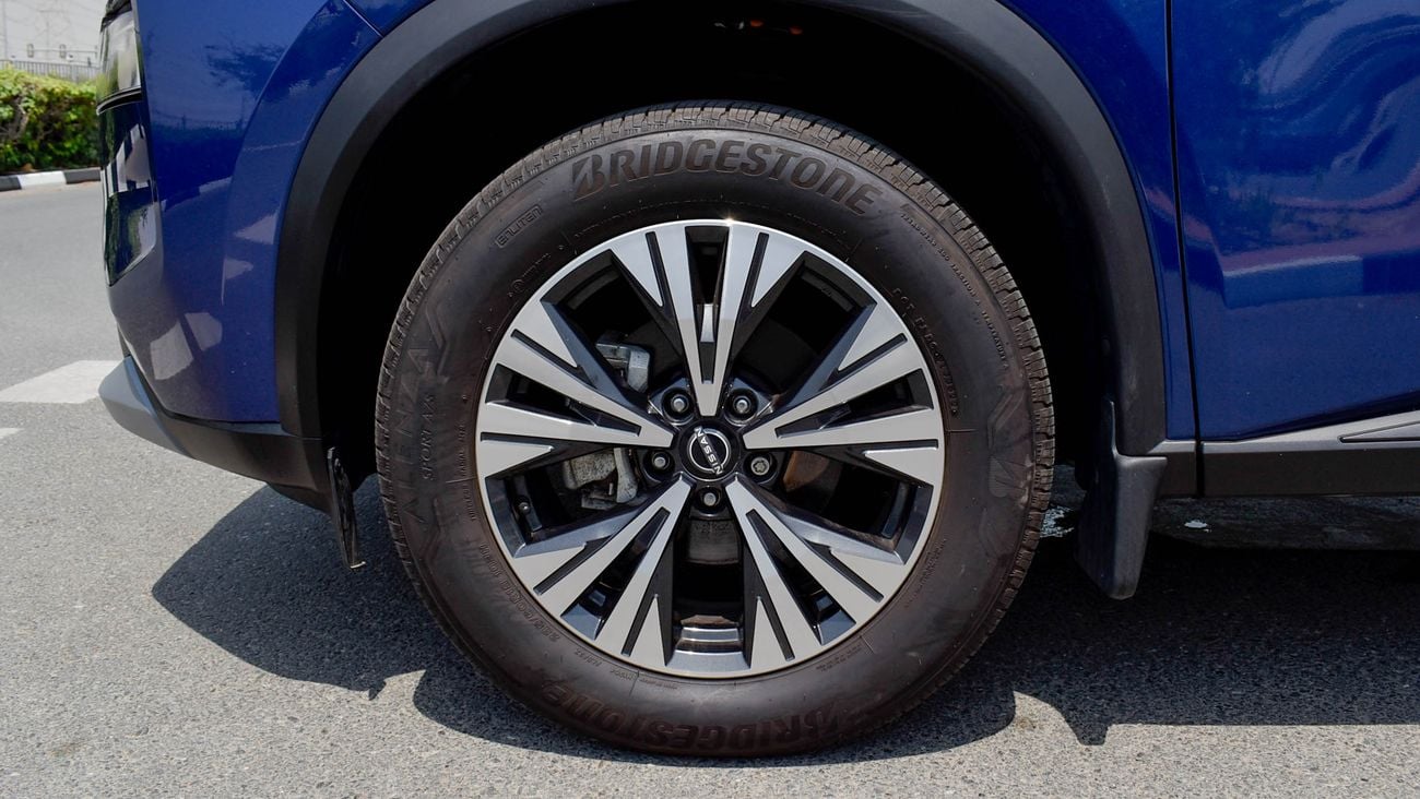 Nissan Rogue SV AWD 1.5 L