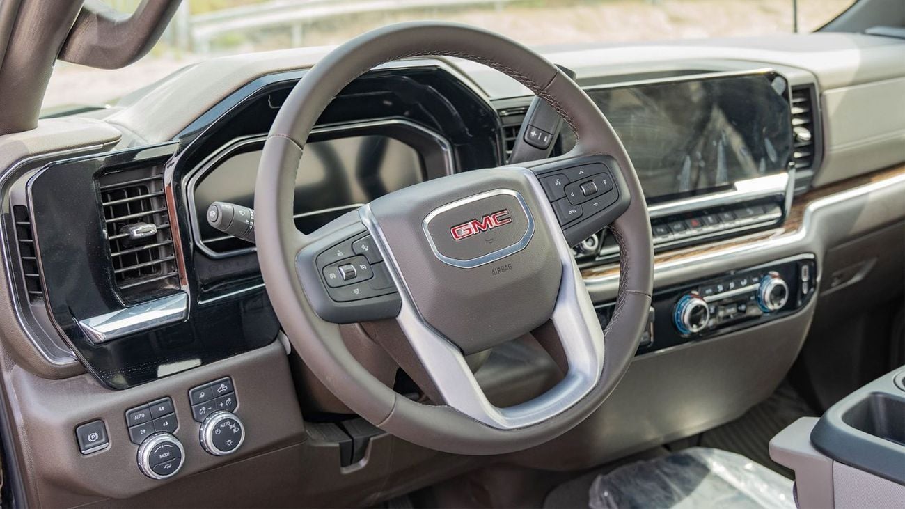 GMC Sierra 2026 GMC Sierra SLE V8 5.3L AT Petrol Single Cab (Black)