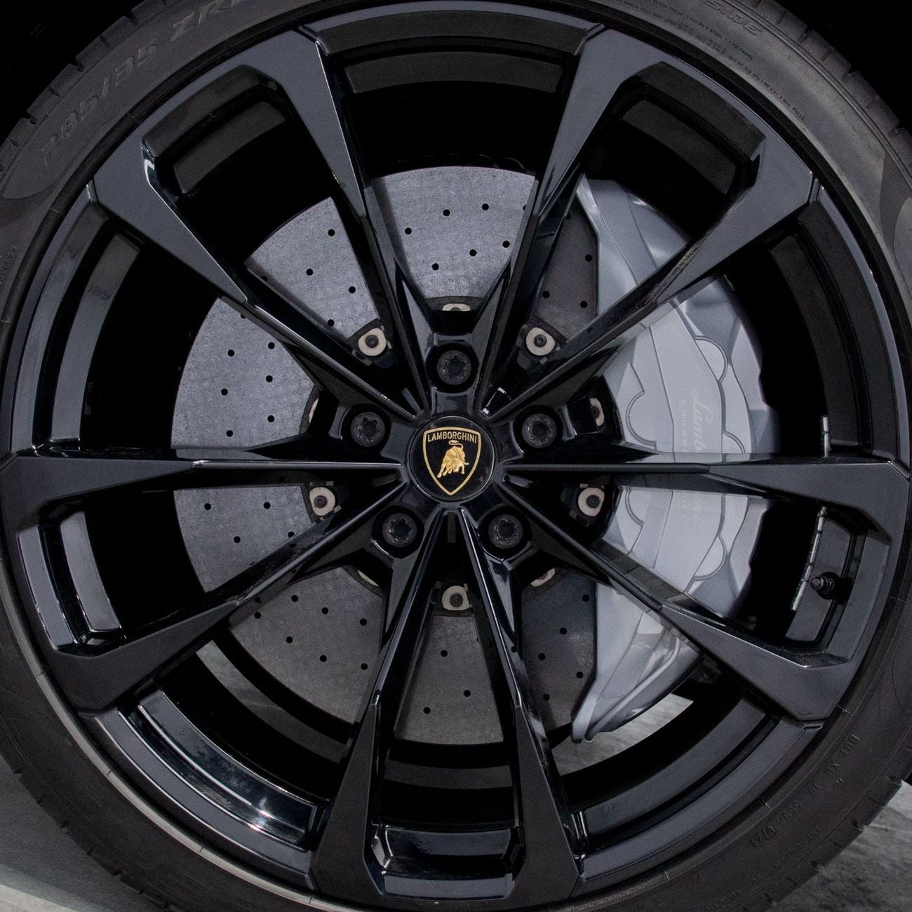 Lamborghini Urus STD 4.0T V8