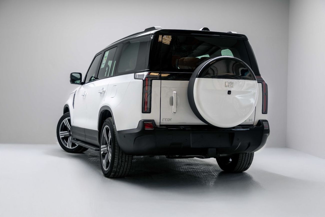 ROX 01 1.5L - Plug-in Hybrid - White Inside Orange | Export Only