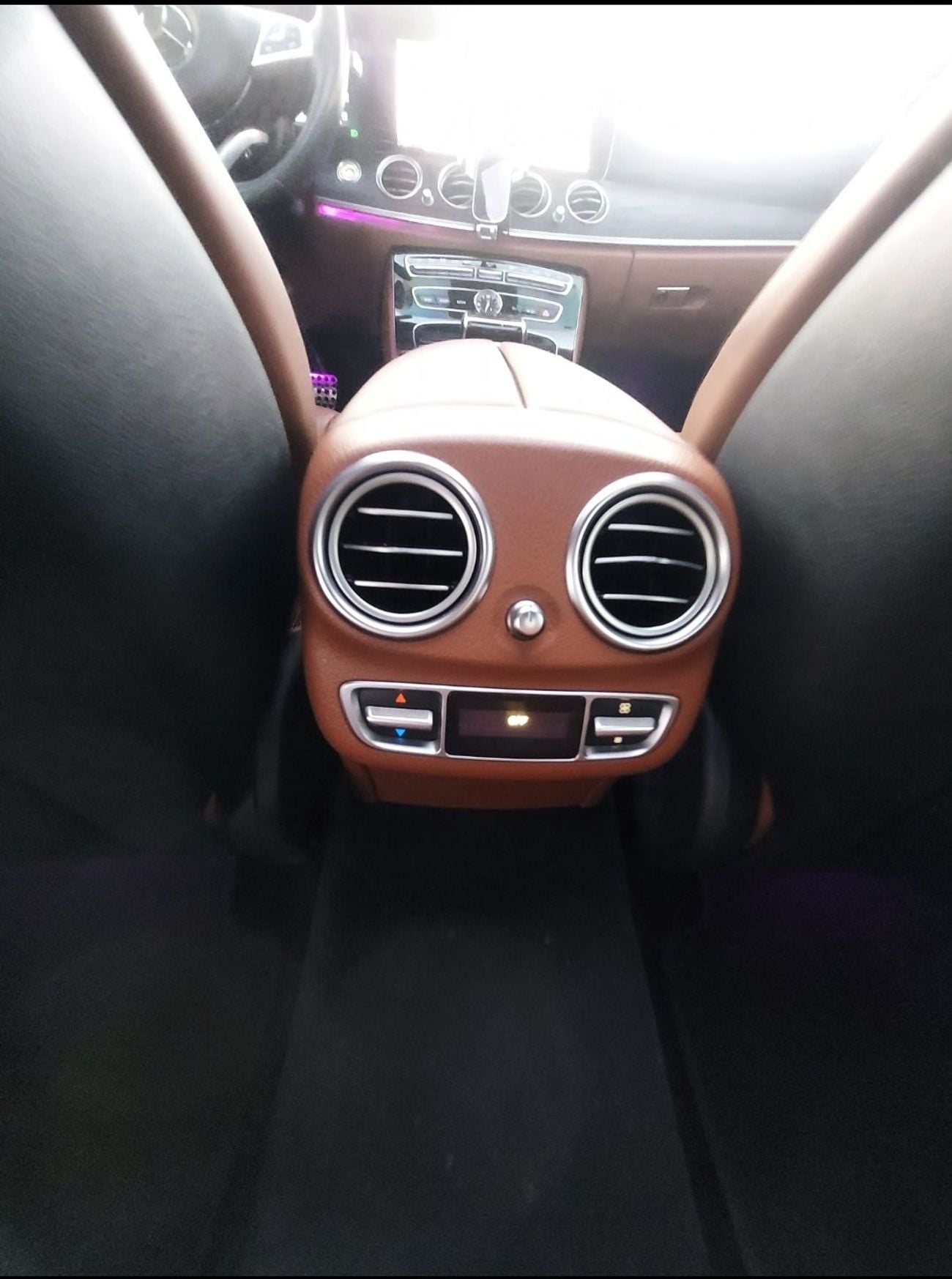 مرسيدس بنز E200 