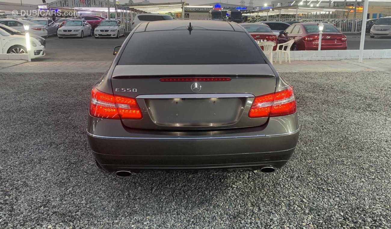 مرسيدس بنز E 550 Coupe