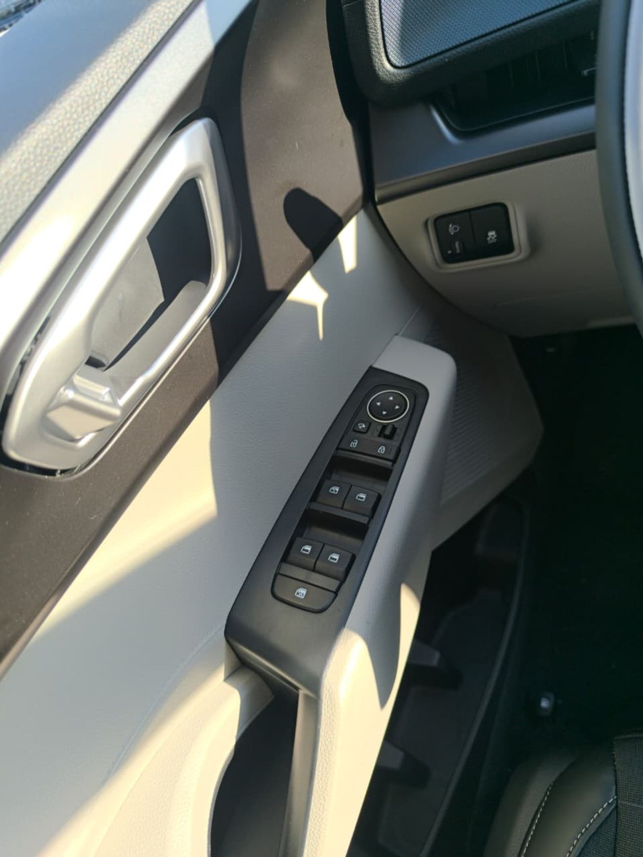 كيا كارينس 1.5L Mid Option GCC Specs 7 Seater Brand New 2026 Model