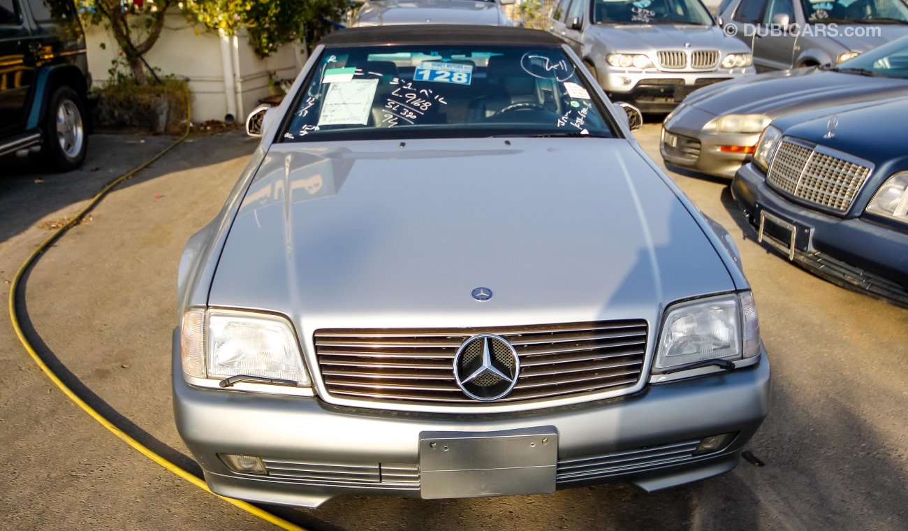 Mercedes-Benz SL 320 With SL 500 Badge