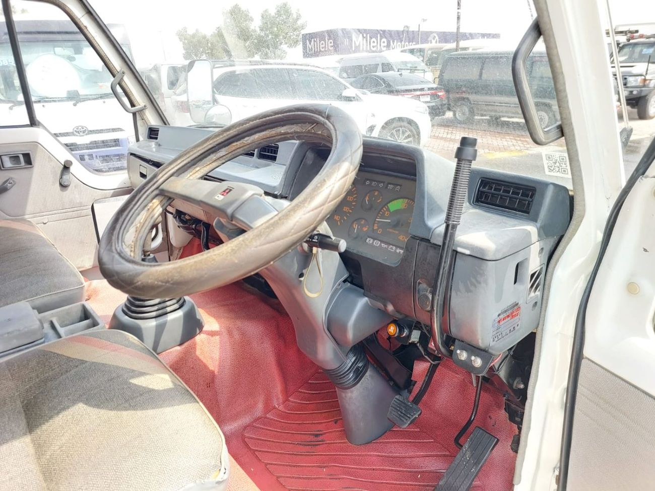 ميتسوبيشي فايتر (RAMADAN OFFER) MITSUBISHI FIGHTER TRUCK RHD 1989 MODEL 6.5 L DIESEL MANUAL(PM30989)