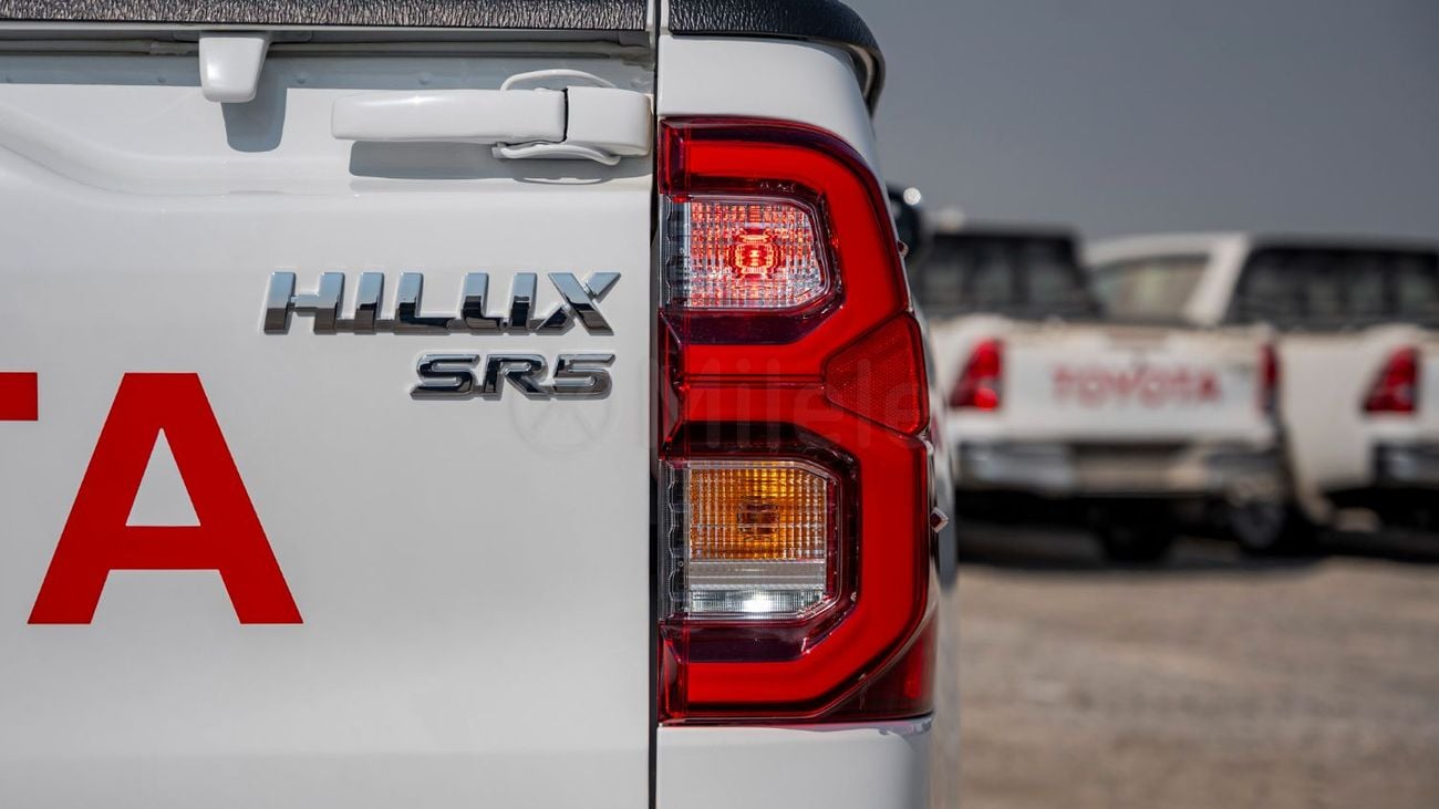 Toyota Hilux TOYOTA HILUX DC | 2-YEAR WARRANTY + SERVICE AVAILABLE | IN-HOUSE FINANCING | 0% DOWNPAYMENT (BANK)