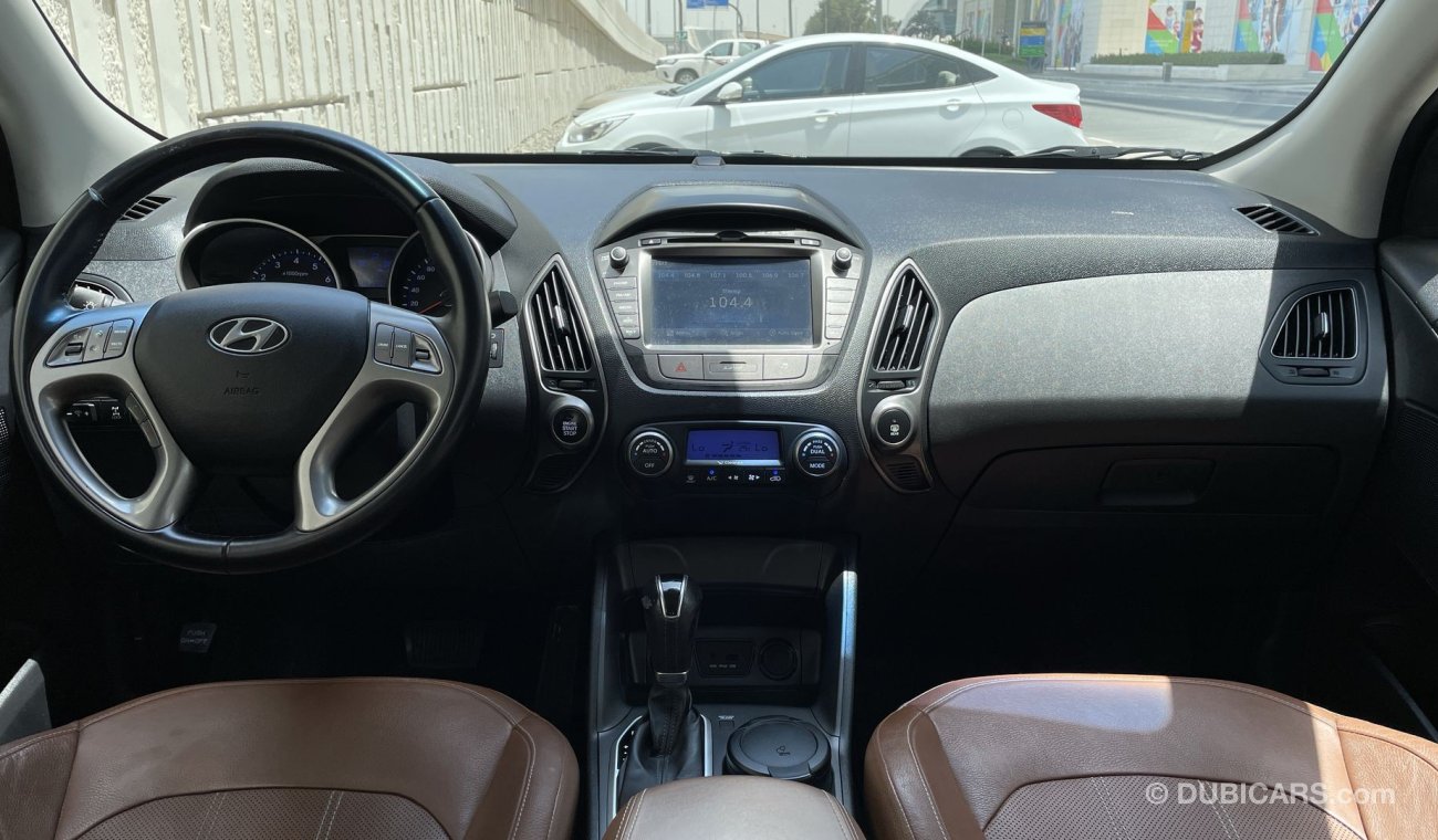 Hyundai Tucson 2400