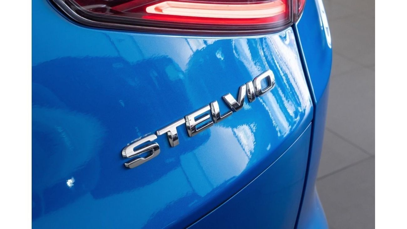 Alfa Romeo Stelvio Competizione / Delivery Mileage / 7 Year Alfa Romeo Warranty & 5 Year Service