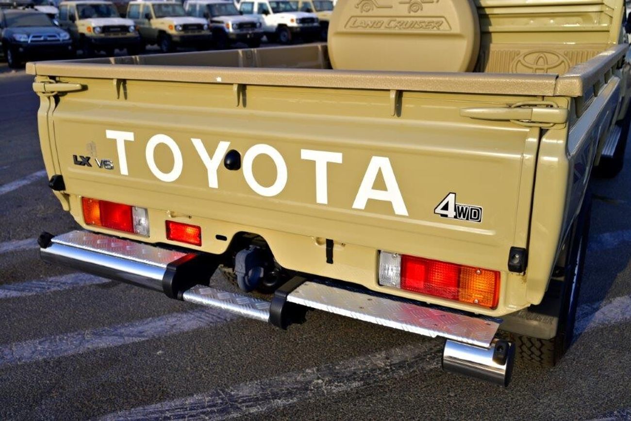 Toyota Land Cruiser Pick Up 79 Single Cab DX V6 4.0L Petrol Automatic