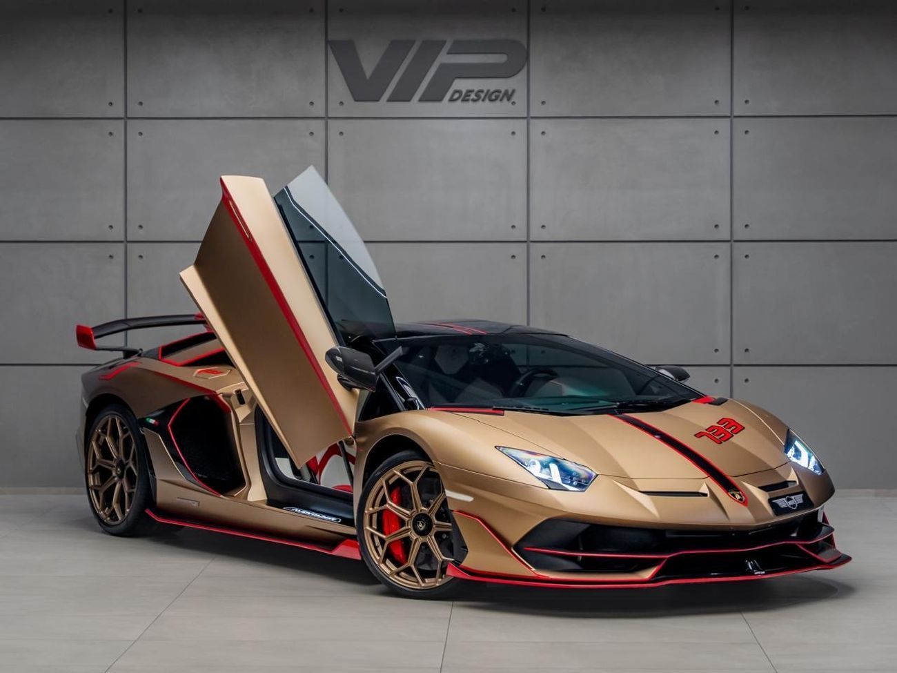 لامبورغيني أفينتادور SVJ 6.5L V12