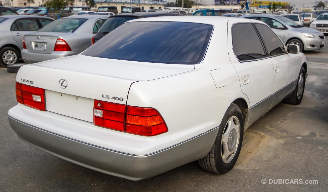 Lexus LS 400