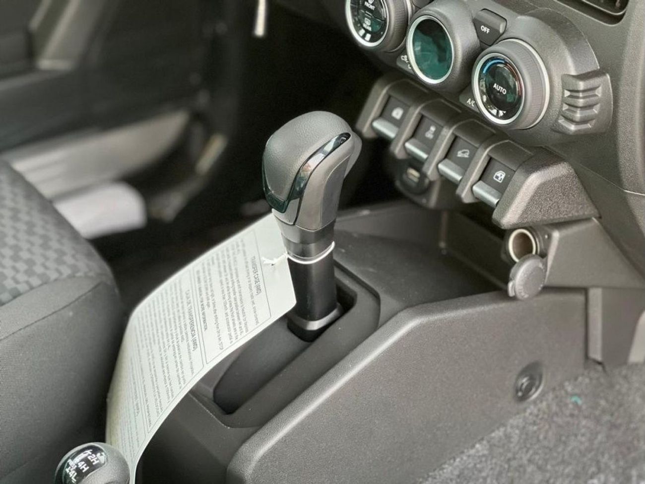 Suzuki Jimny SUZUKI JIMNY GLX 1.5L AT FULL 2024