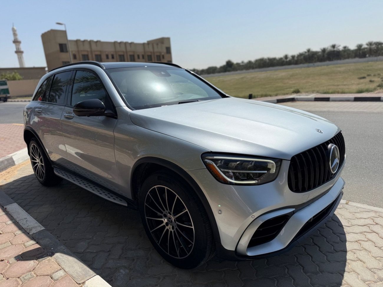 Mercedes-Benz GLC 300 AMG 2.0L