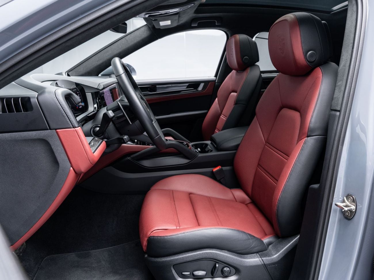 Porsche Cayenne GTS SUMMER STARTS NOW | EXCLUSIVE DEAL BY BLACKLINE, Porsche Warranty, Full Service History, GCC