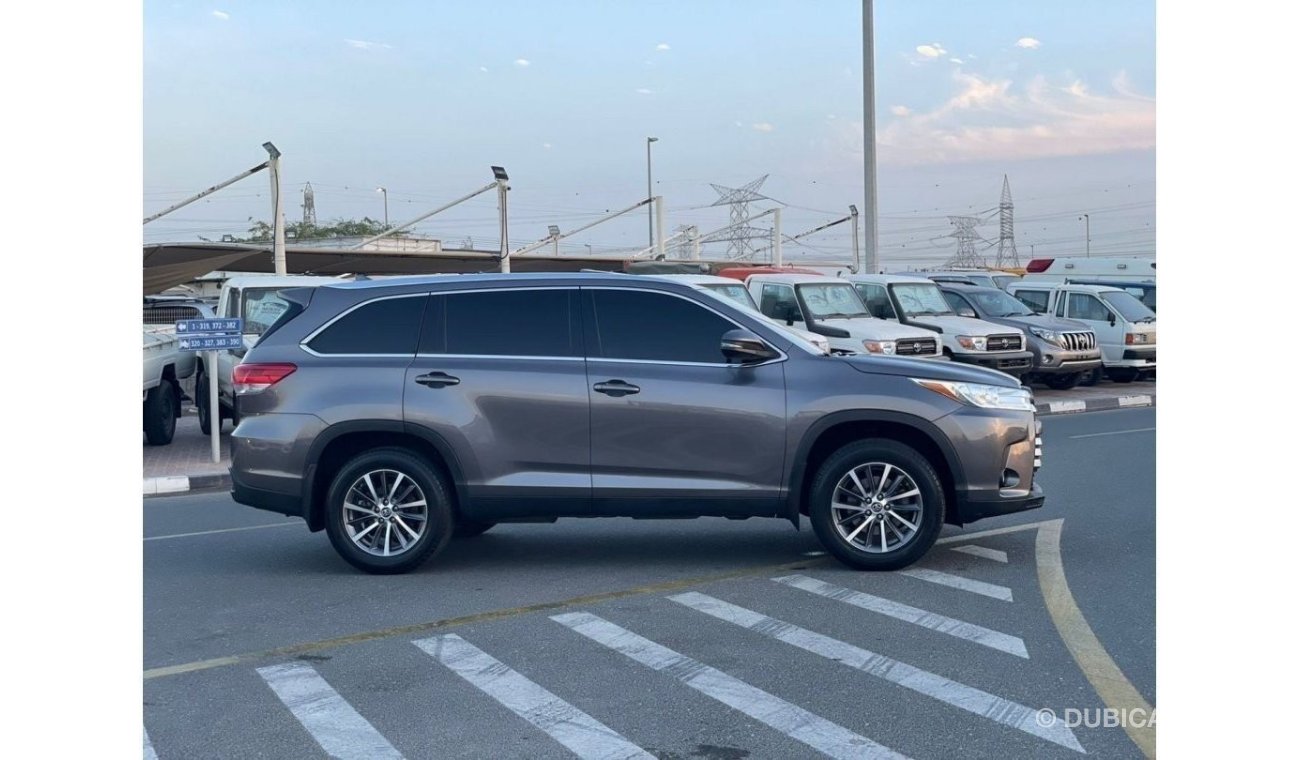 تويوتا هايلاندر 2019 TOYOTA HIGHLANDER XLE 3.5L-V6 / EXPORT ONLY