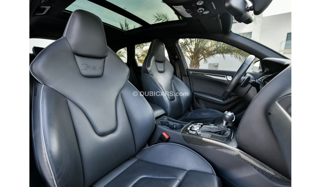 Audi RS4 Avant - 3 Y Warranty - GCC - AED 2,855 Per Month - 0% Downpayment