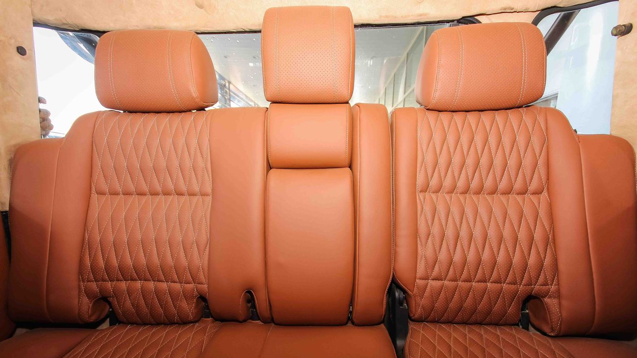 Used Land Rover Defender 2002 for sale in Dubai 141305