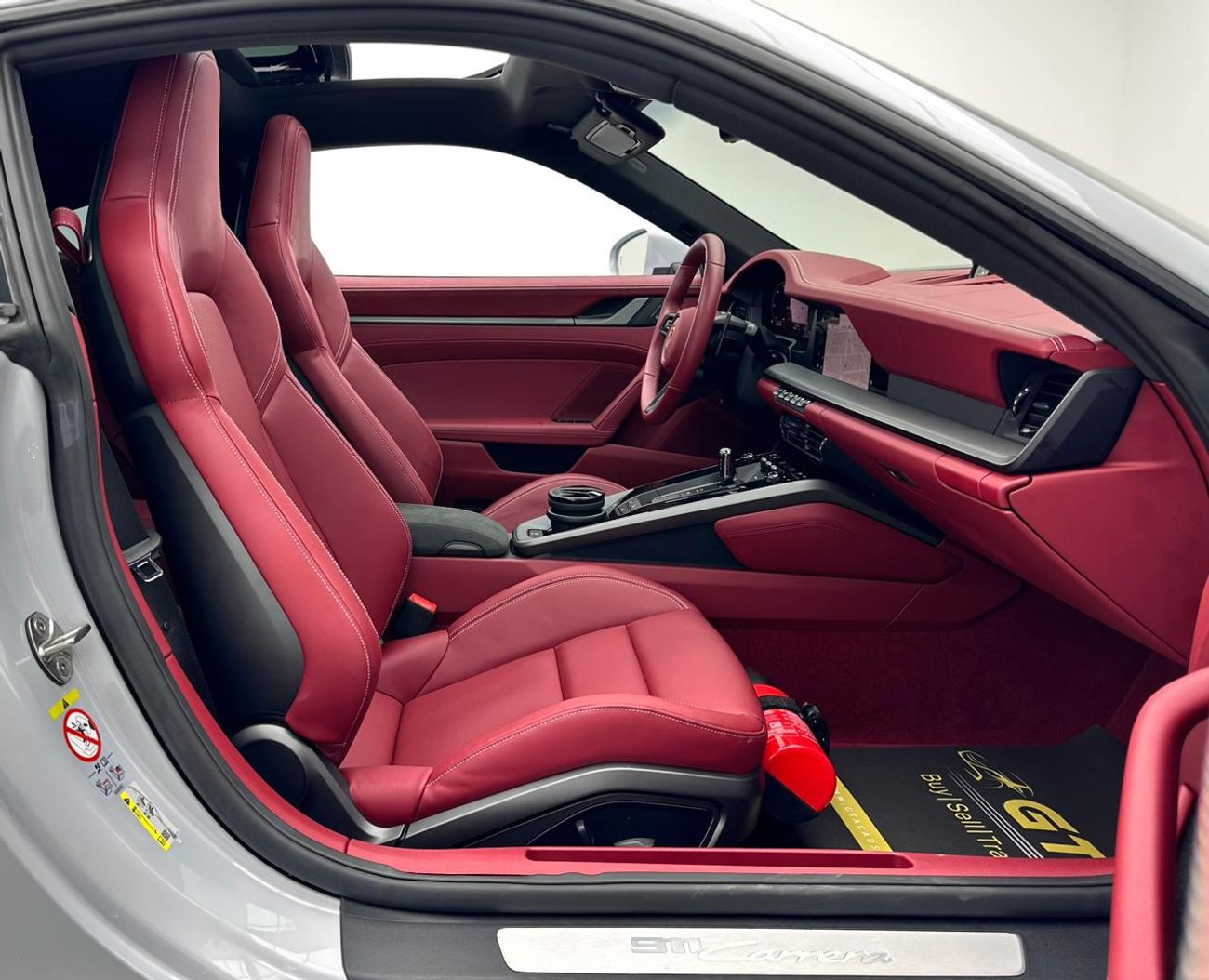 بورش 911 2025 Porsche 911 Carrera, May/2027 Porsche Warranty, Excellent Condition, GCC