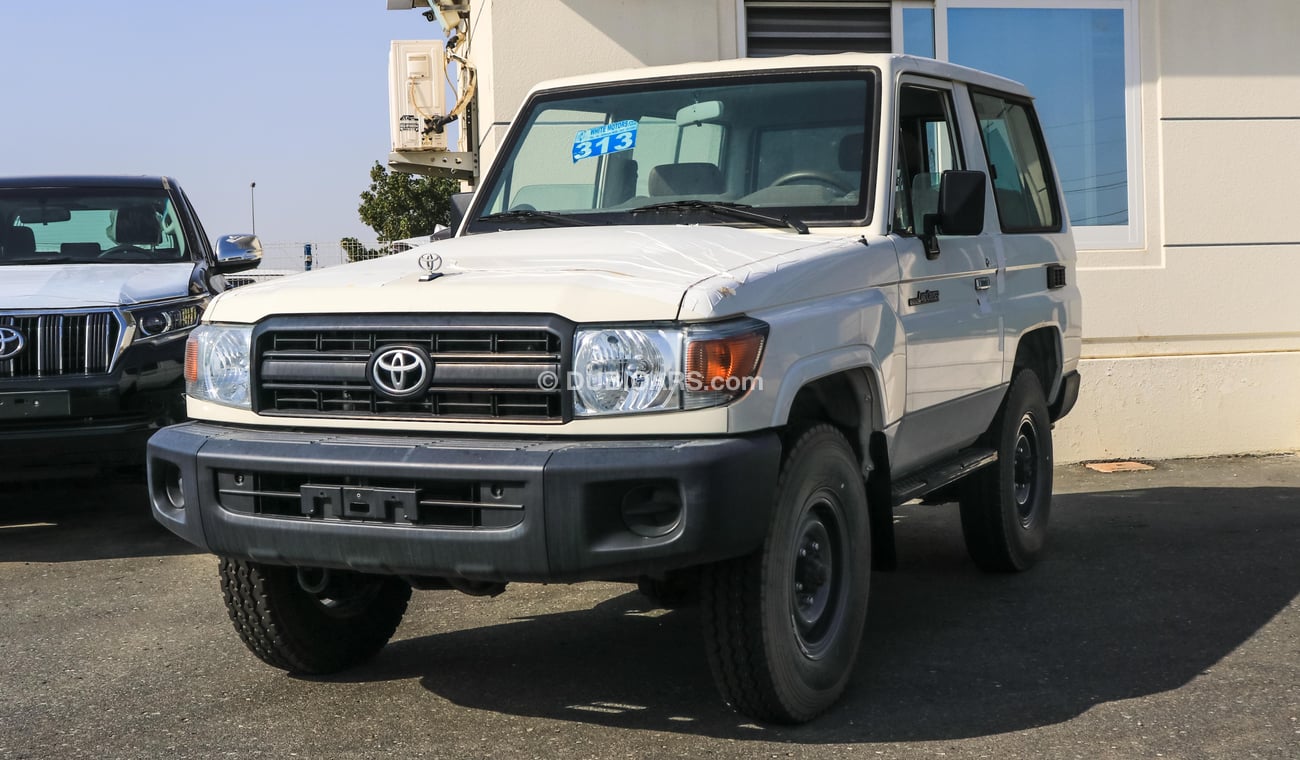 Toyota Land Cruiser 70 V6 4WD