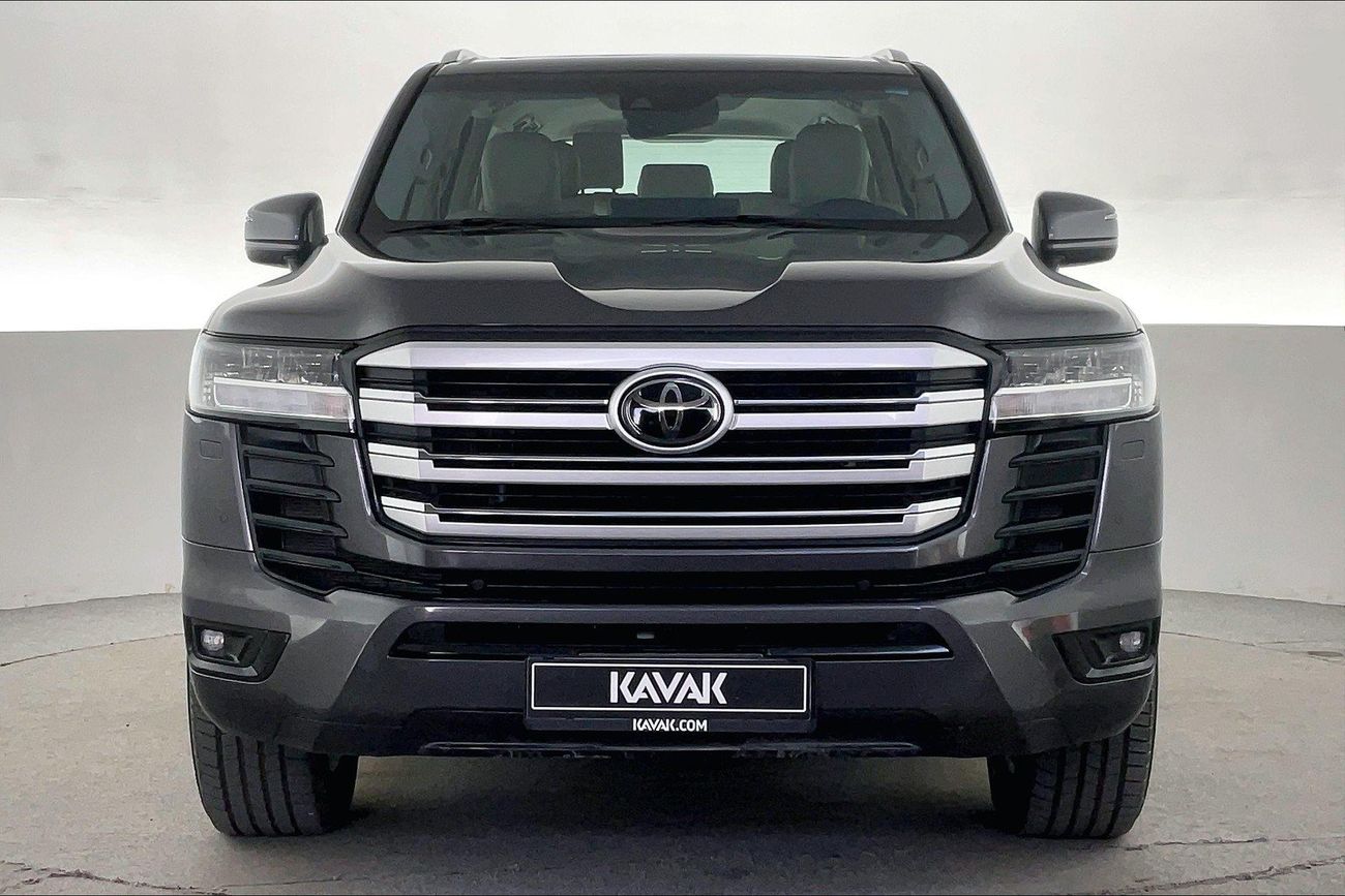 Toyota Land Cruiser GXR | National Day Celebration | Guaranteed Warranty | 0 Down Payment