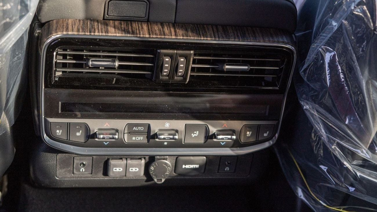 Toyota Land Cruiser LC300 3.3 DIESEL VXR 2025 MODEL