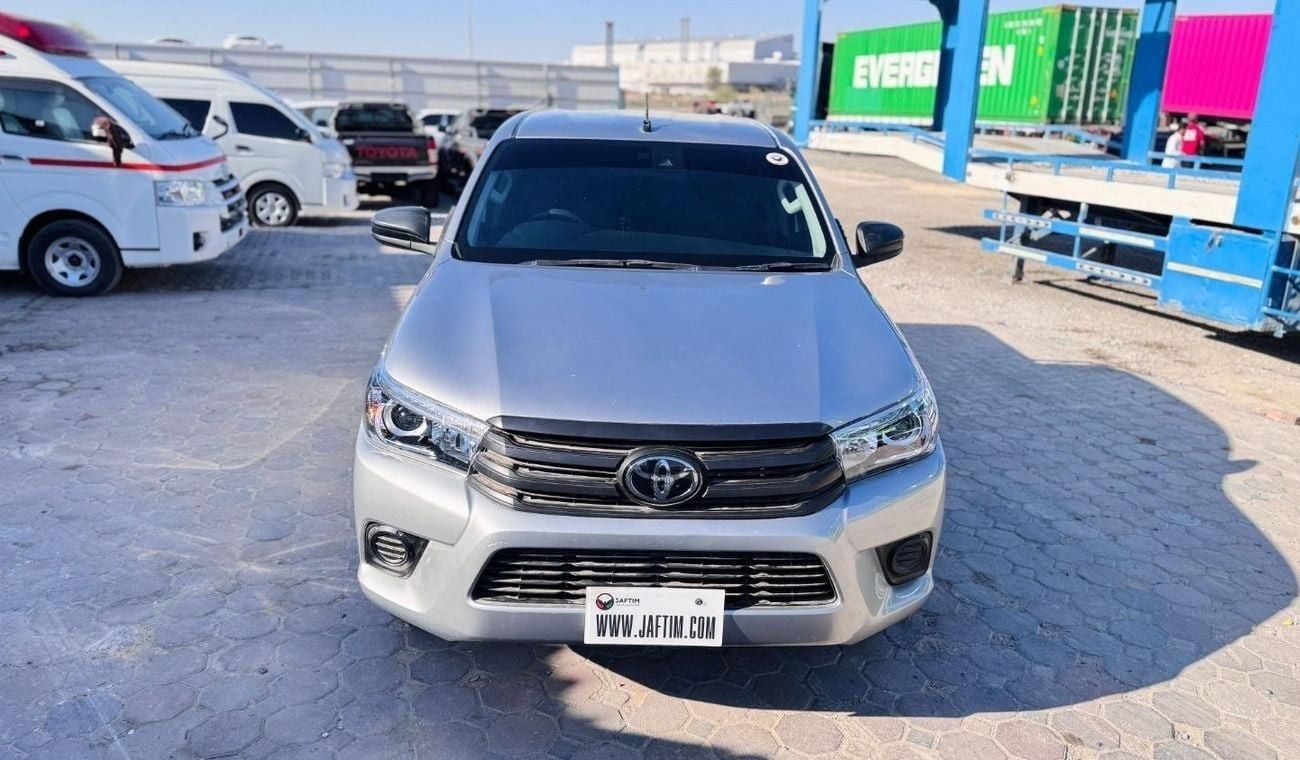 Toyota Hilux DOUBLE CABIN | 2.7L PETROL ENGINE | 2WD | RHD | 2021 | MANUAL TRANSMISSION