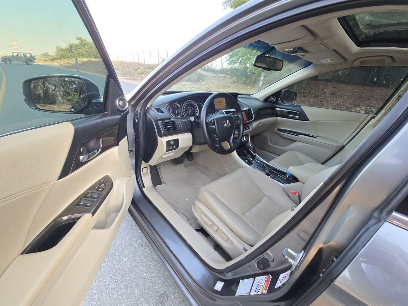 هوندا أكورد Sport 2.4L HONDA ACCORD 2016 GCC ORGINAL PAINT // ACCIDENT FREE // FULL OPITION