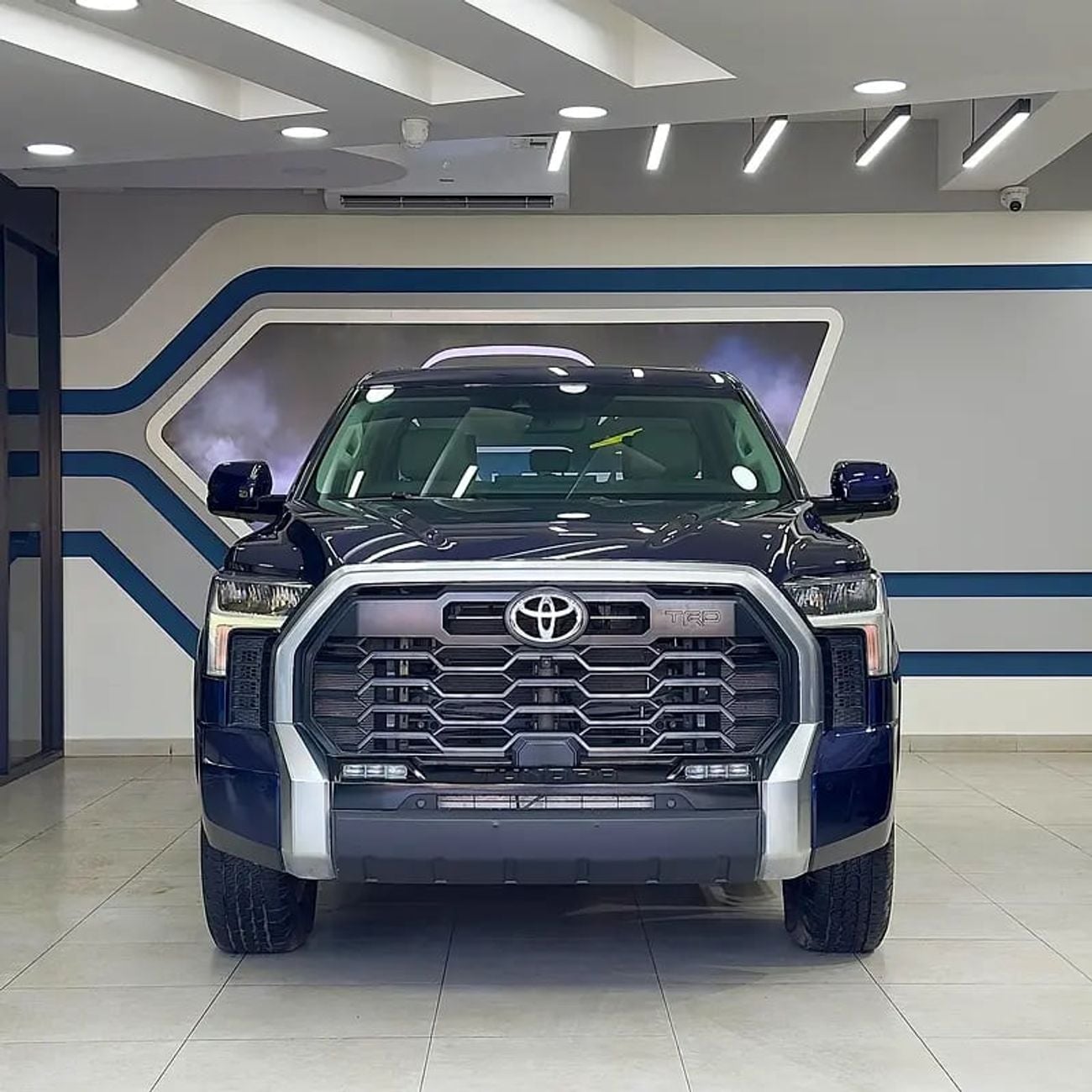 تويوتا تاندرا Crewmax Limited 5.7L TRD Package