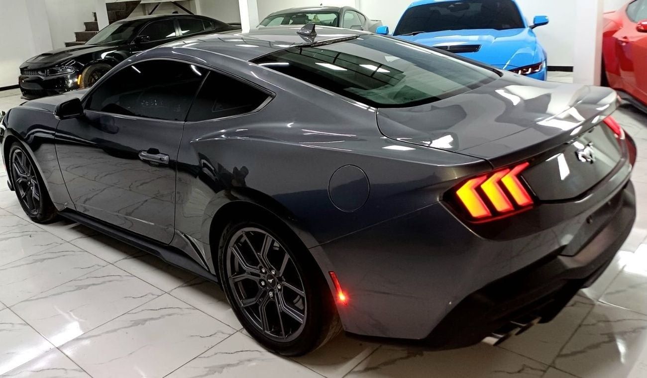 Ford Mustang EcoBoost 2.3L Coupe A/T