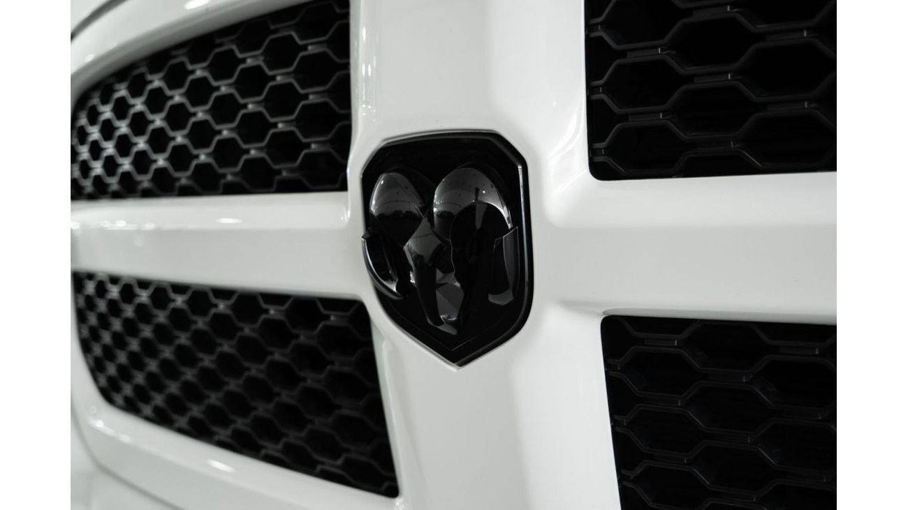 RAM 1500 2022 Dodge Ram 1500 Classic 4x4 / Dodge Warranty