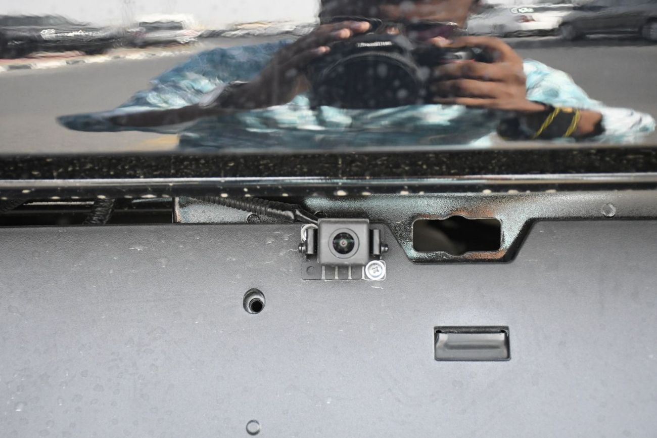 Toyota Hilux Toyota Hilux 4.0 LTR V6 Adventure Automatic Petrol 4x4 With Air Compressor