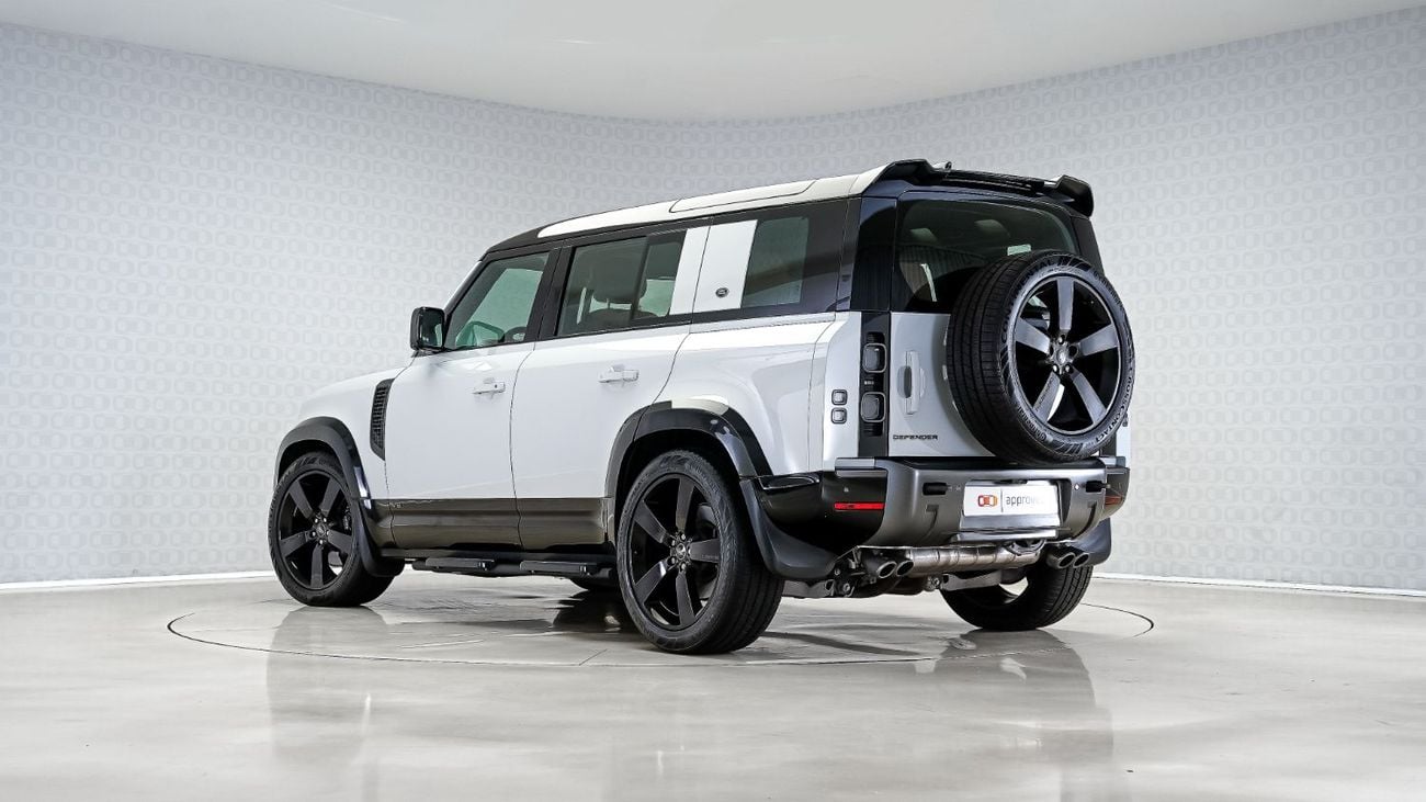 Land Rover Defender 110 X P525 5.0L Widetrack | AED 6,432 PM | Low KM, Widearch Styling, GCC | Ramadan Offer