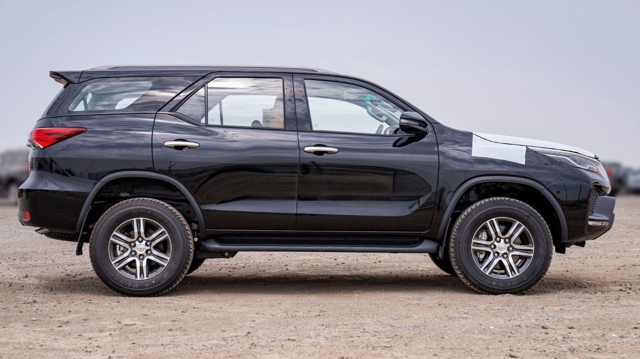 Toyota Fortuner EXR Toyota Fortuner 2.7L Petrol 4X4 MY2025