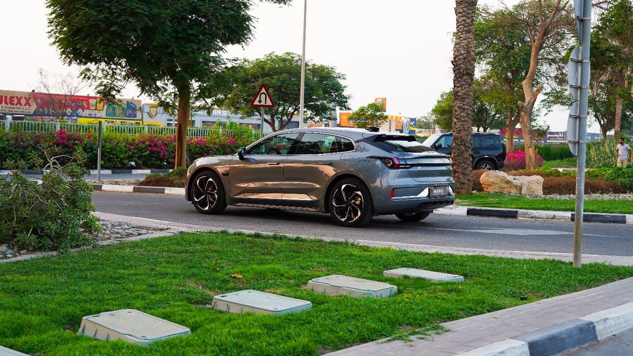 زيكر 001 2024 New ZEEKR 001 RWD / 100 kWh / 272 Hp / Range (620 Km) / Gcc Specs / AWR Warranty