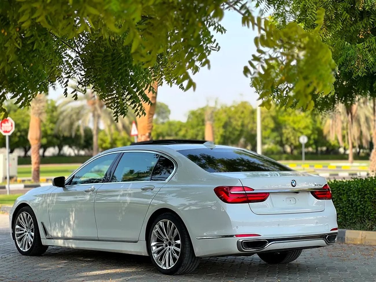 بي أم دبليو 730Li 730Li | GCC Specs | Pristine Condition