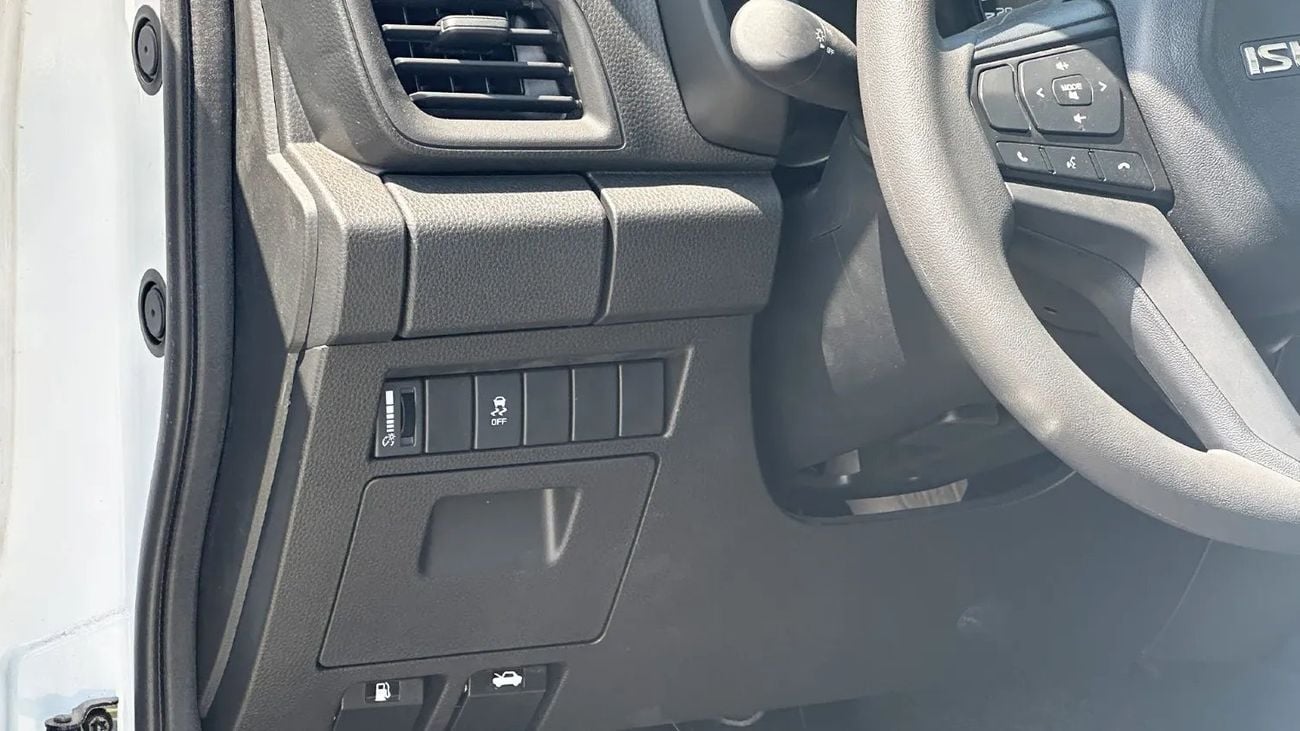 إيسوزو D ماكس ISUZU/D-MAX/1.9 Diesel, Single Cabin 4x4, PWR, Alloy Wheel, AT