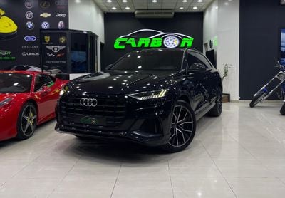 Audi Q8 55 TFSI quattro S-Line sports & Black Gloss package 3.0L (340 HP)