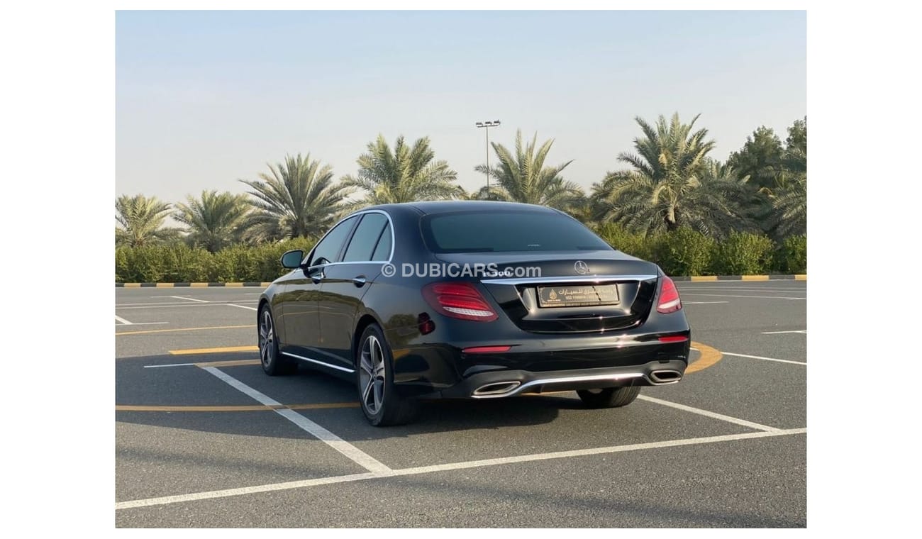 Mercedes-Benz E300 Std