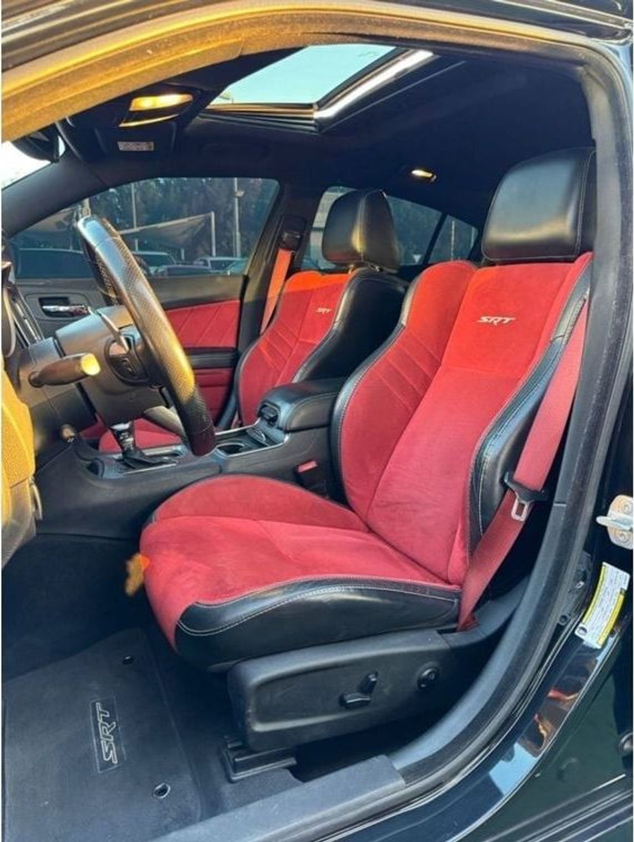 دودج تشارجر DODGE CHARGER SRT HELLCAT 707 HP GCC 2016 FULL OPTION PERFECT CONDITION