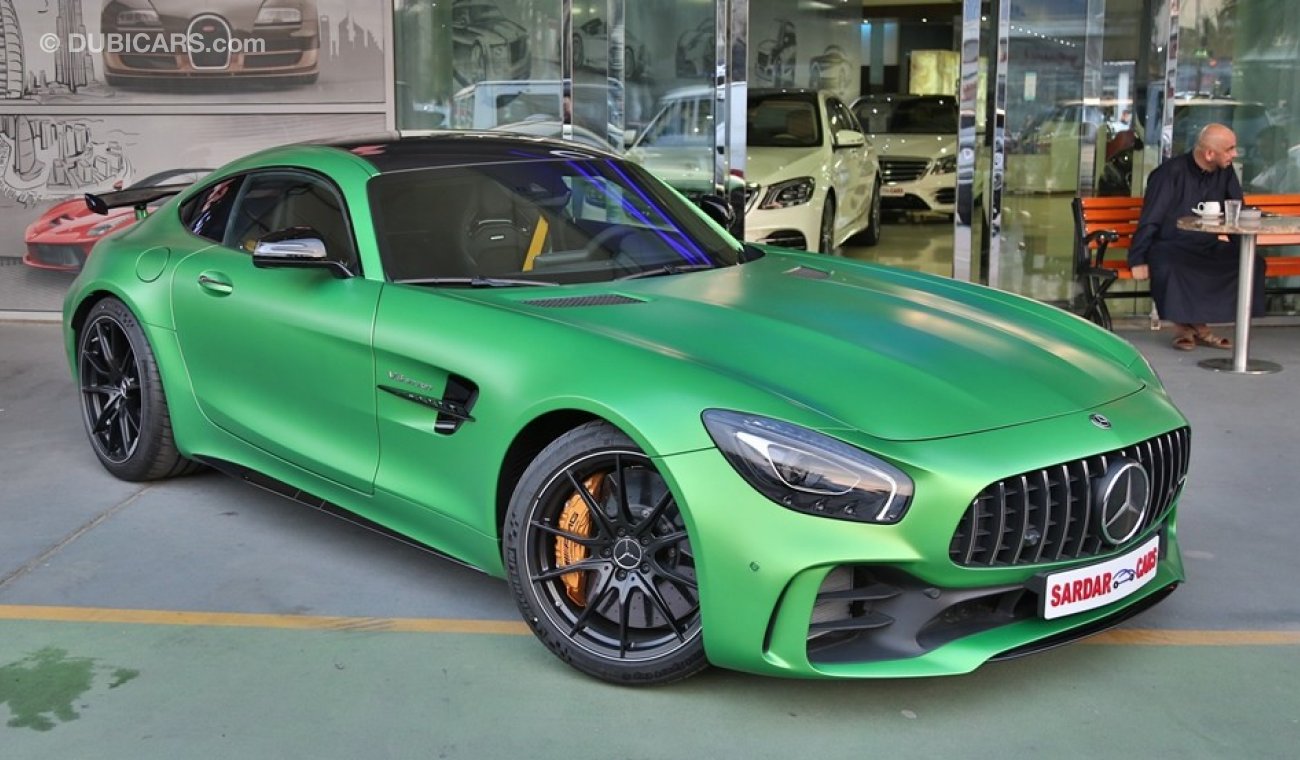 مرسيدس بنز AMG GT R