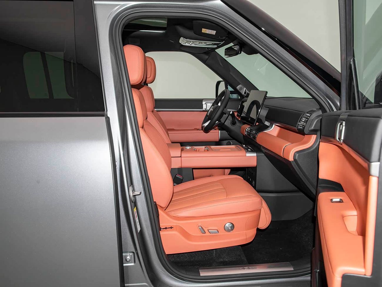 BYD Leopard Titanium 7 Four-wheel drive basic model