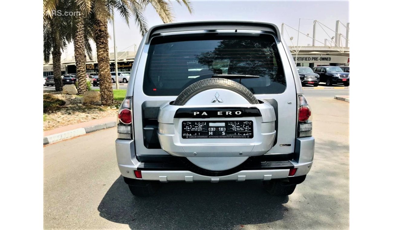 Mitsubishi Pajero MITSUBISHI PAJERO 2011 MODEL GCC CAR IN BEAUTIFUL CONDITION FOR 30K AED