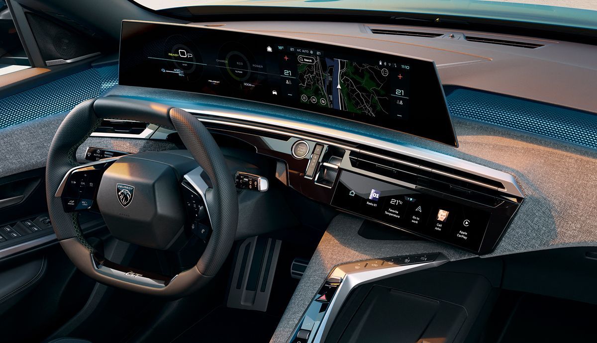 Peugeot 308 interior - Side Profile