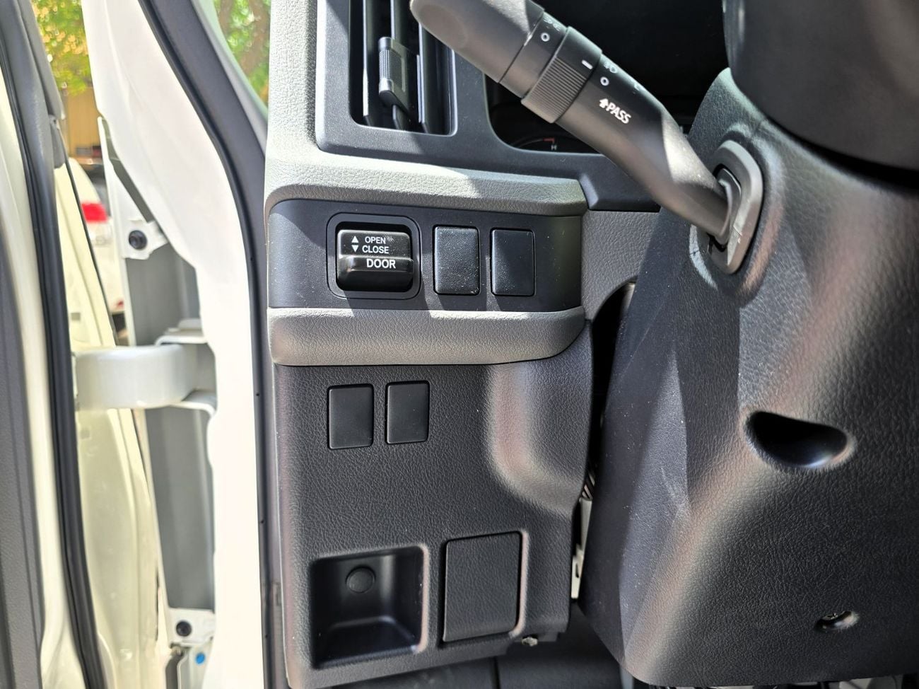 Toyota Coaster Toyota Coaster 2.7l M/T RWD 23 seats Automatic Door white color Gcc Specs 2026 Model 026