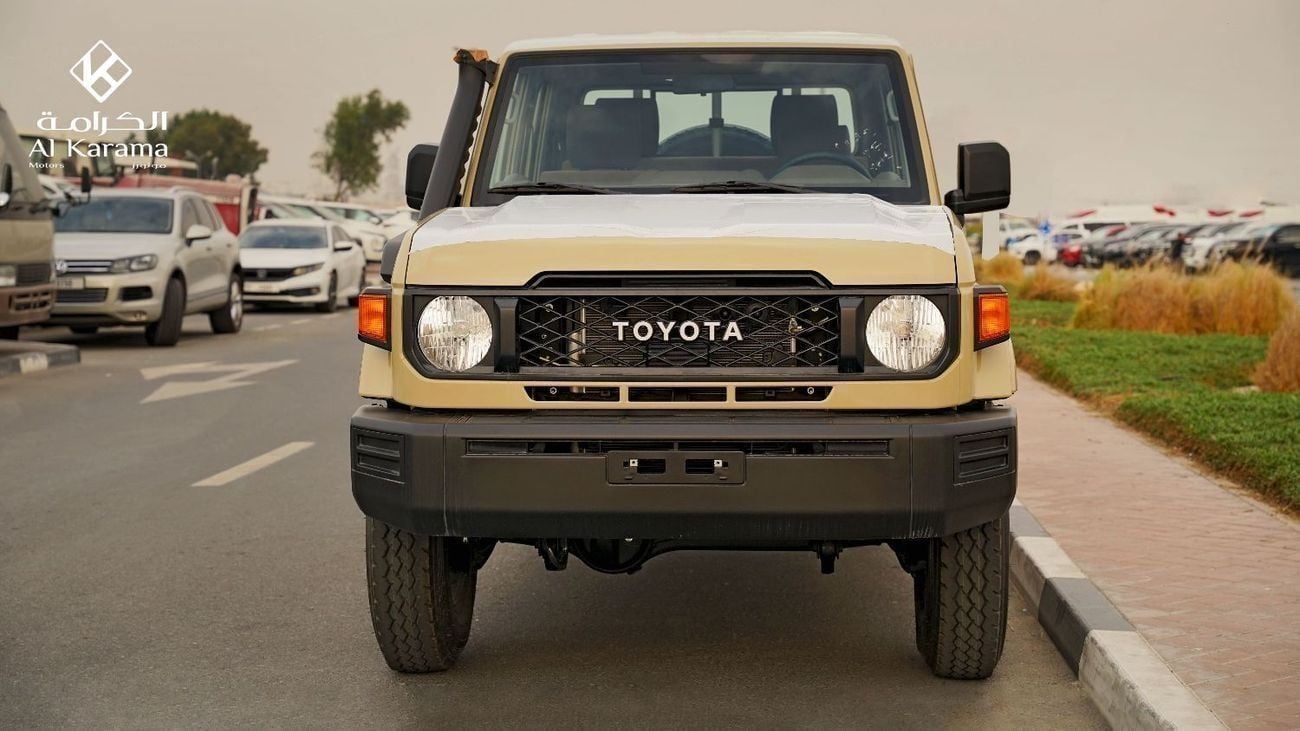 تويوتا لاند كروزر بيك آب LX V6 | 4.0L Automatic Transmission | Diff Lock | 40th  Anniversary Edition | GCC